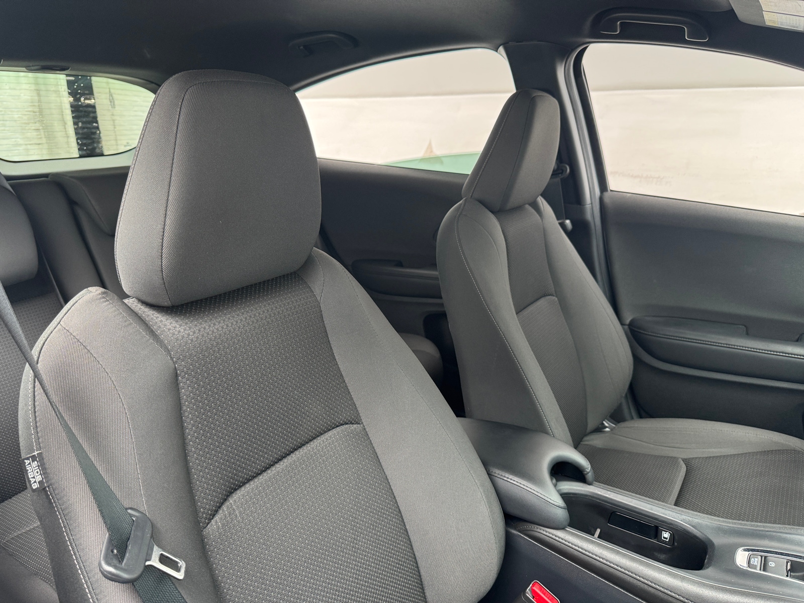 Thumbnail: 2020 Honda HR-V - 2