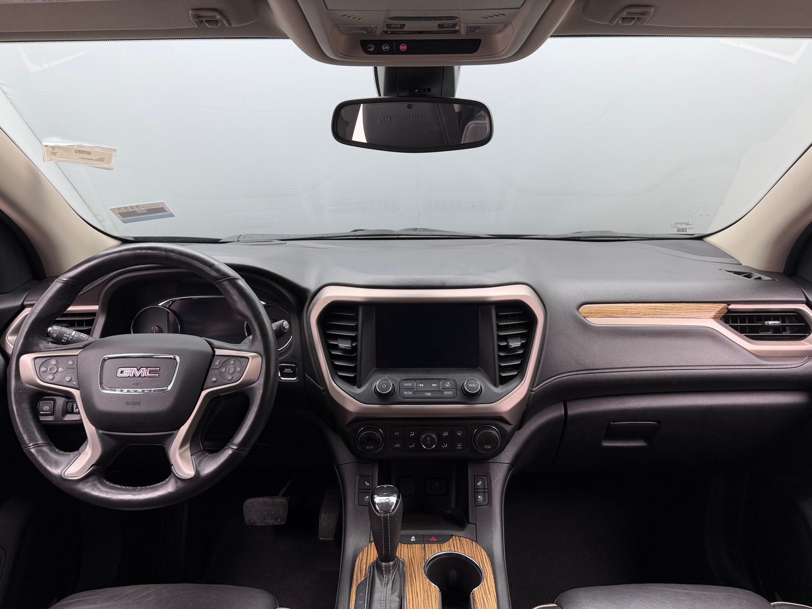 Thumbnail: 2017 GMC Acadia - 2