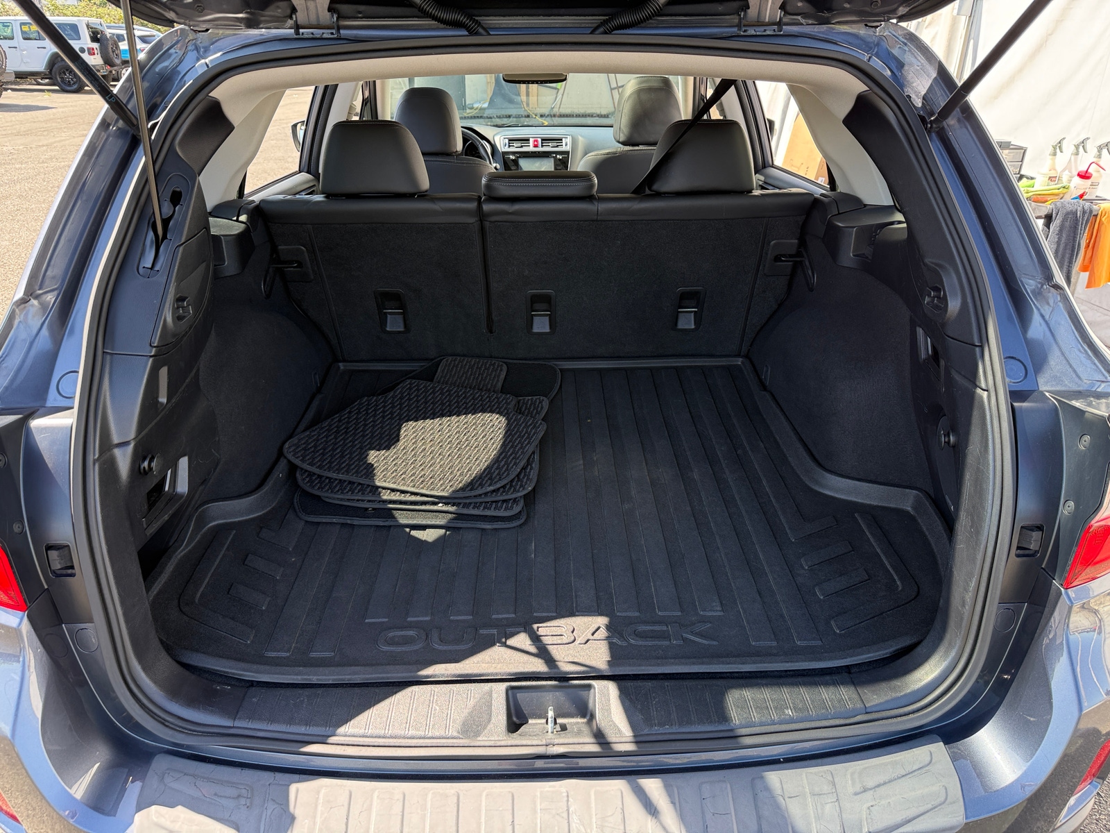 Thumbnail: 2016 Subaru Outback - 6