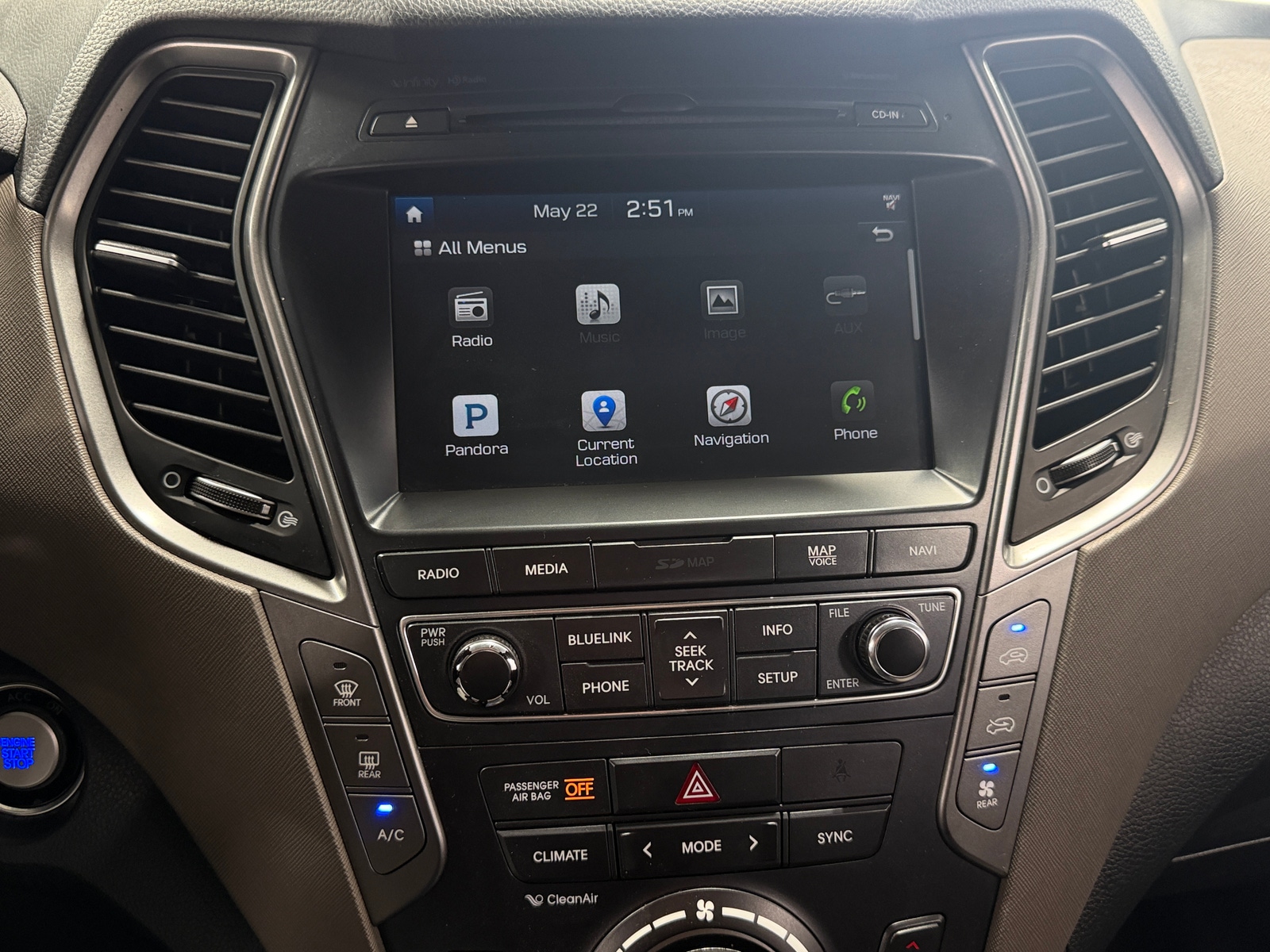 Thumbnail: 2018 Hyundai Santa Fe - 3