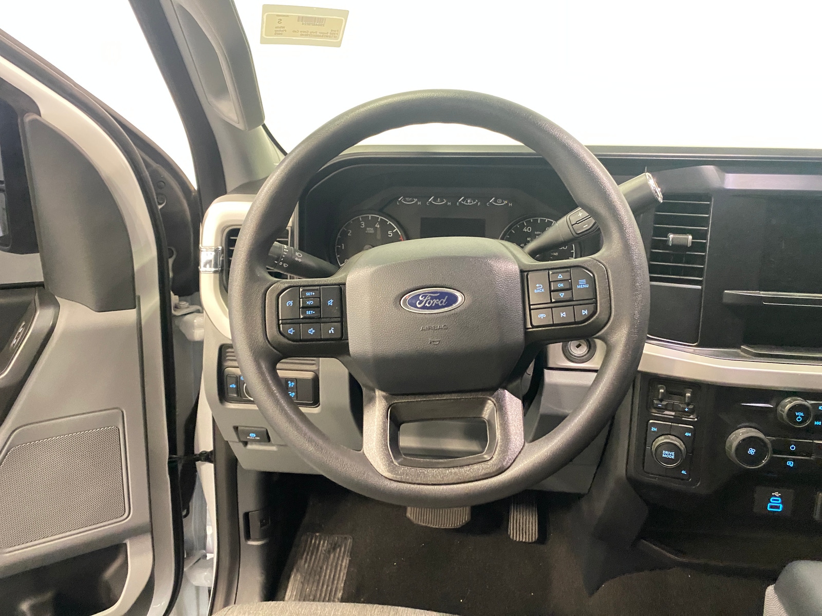 Thumbnail: 2025 Ford Econoline - 5