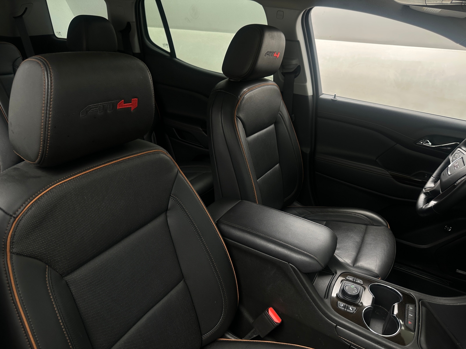 Thumbnail: 2023 GMC Acadia - 2