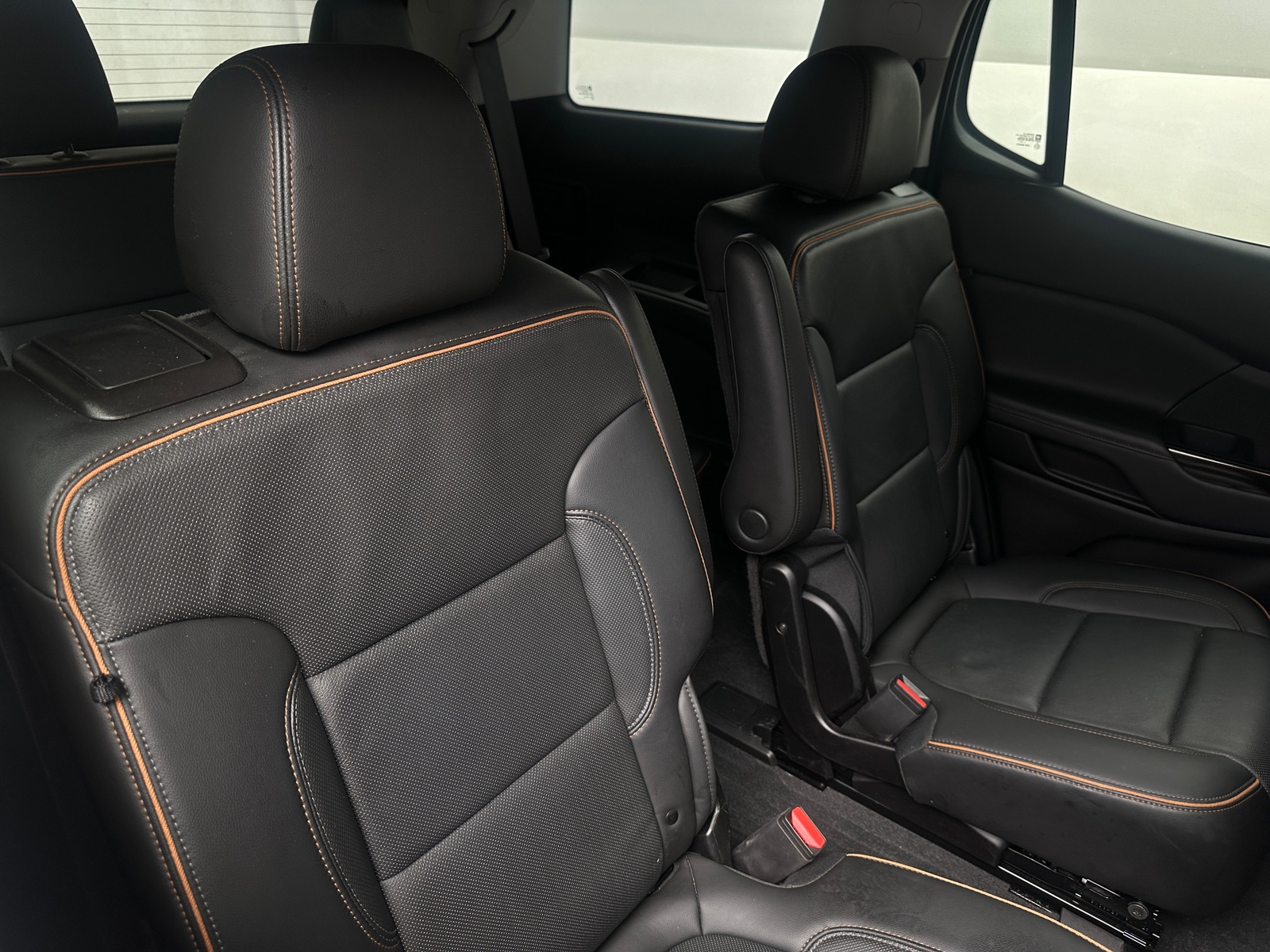 Thumbnail: 2023 GMC Acadia - 6