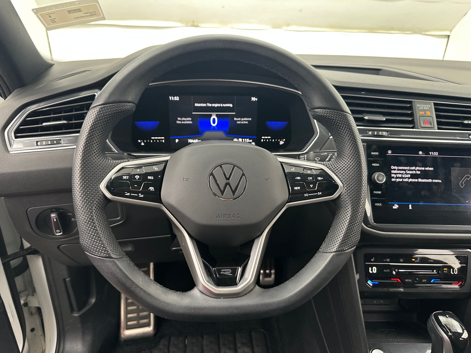 Thumbnail: 2022 Volkswagen Tiguan - 4