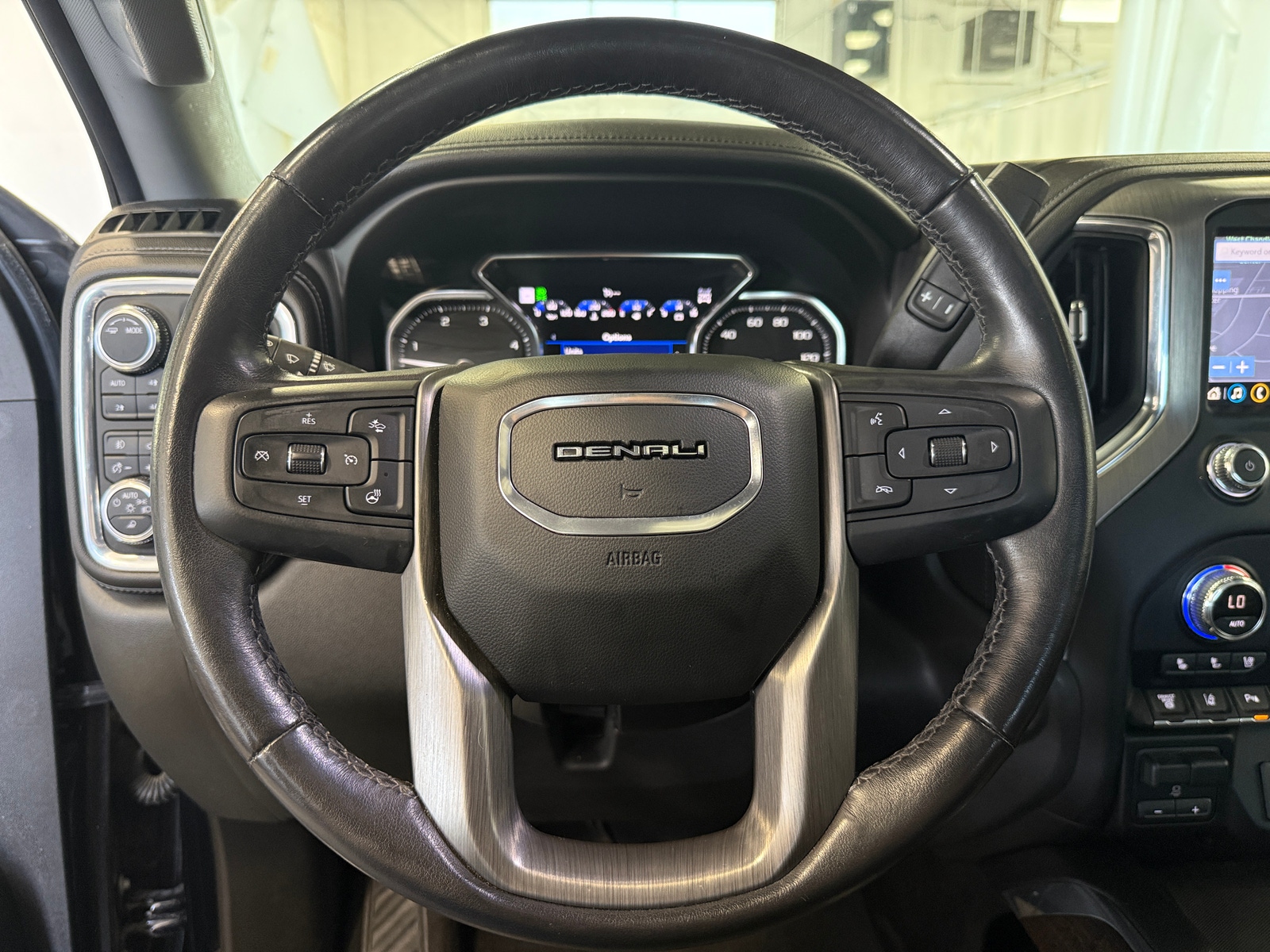 Thumbnail: 2021 GMC Sierra 3500 - 4