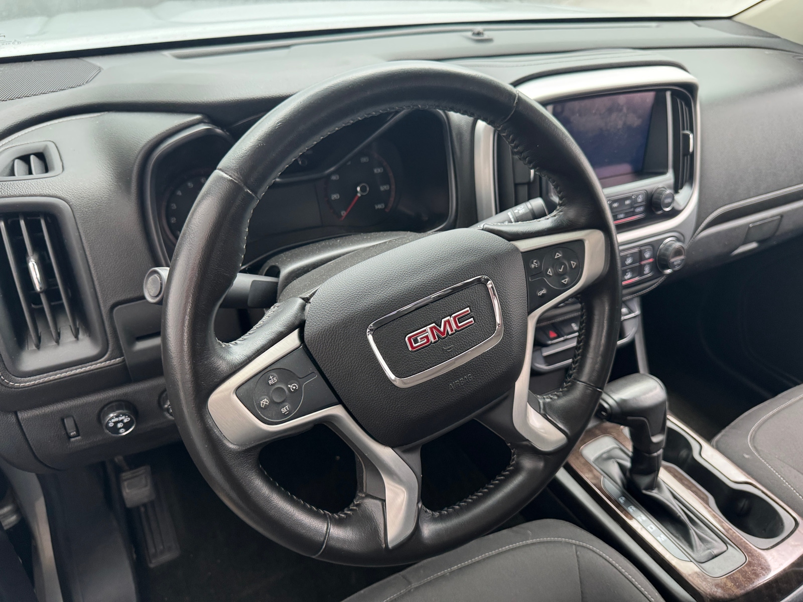 Thumbnail: 2016 GMC Canyon - 5