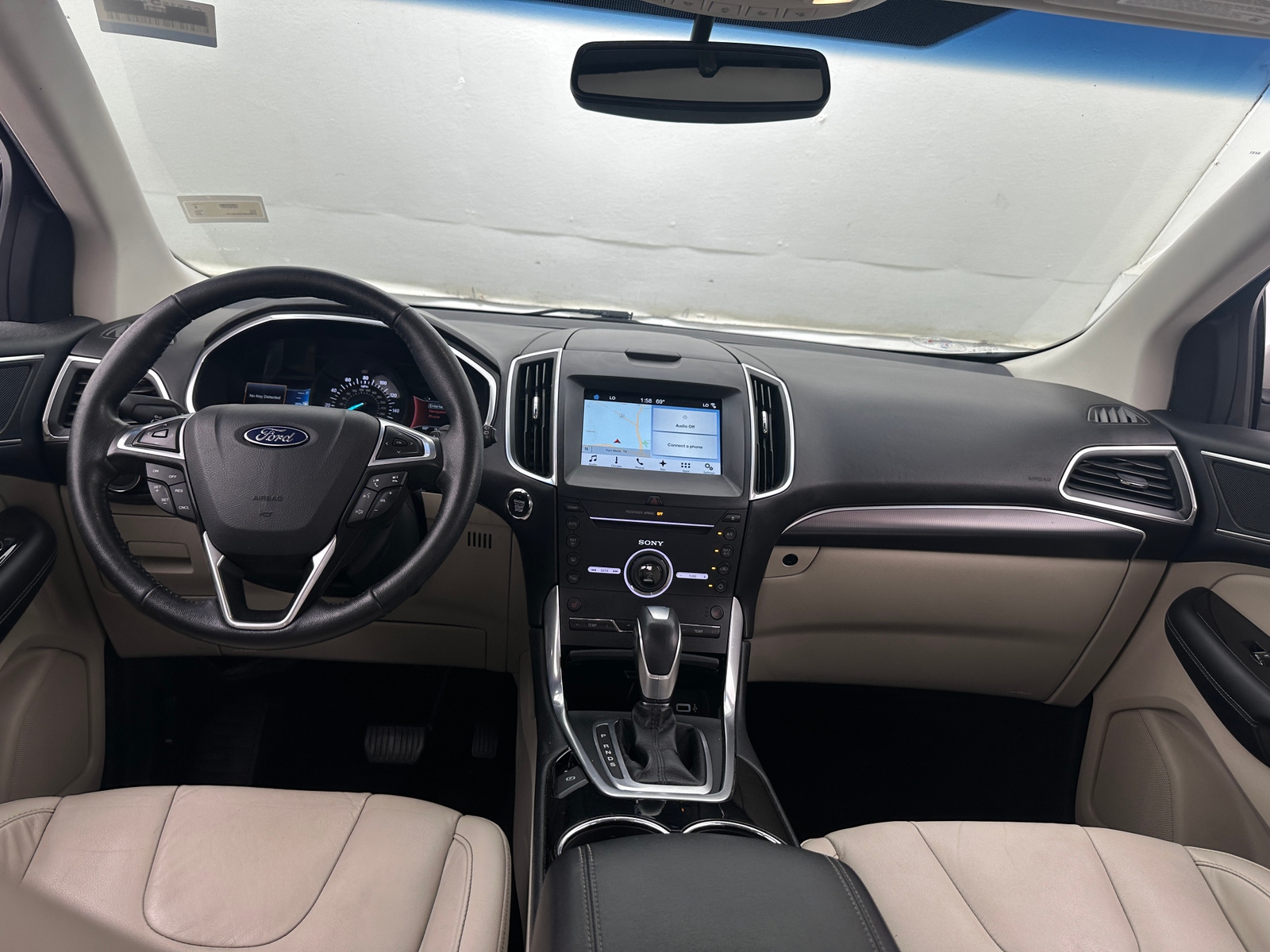 Thumbnail: 2016 Ford Edge - 2