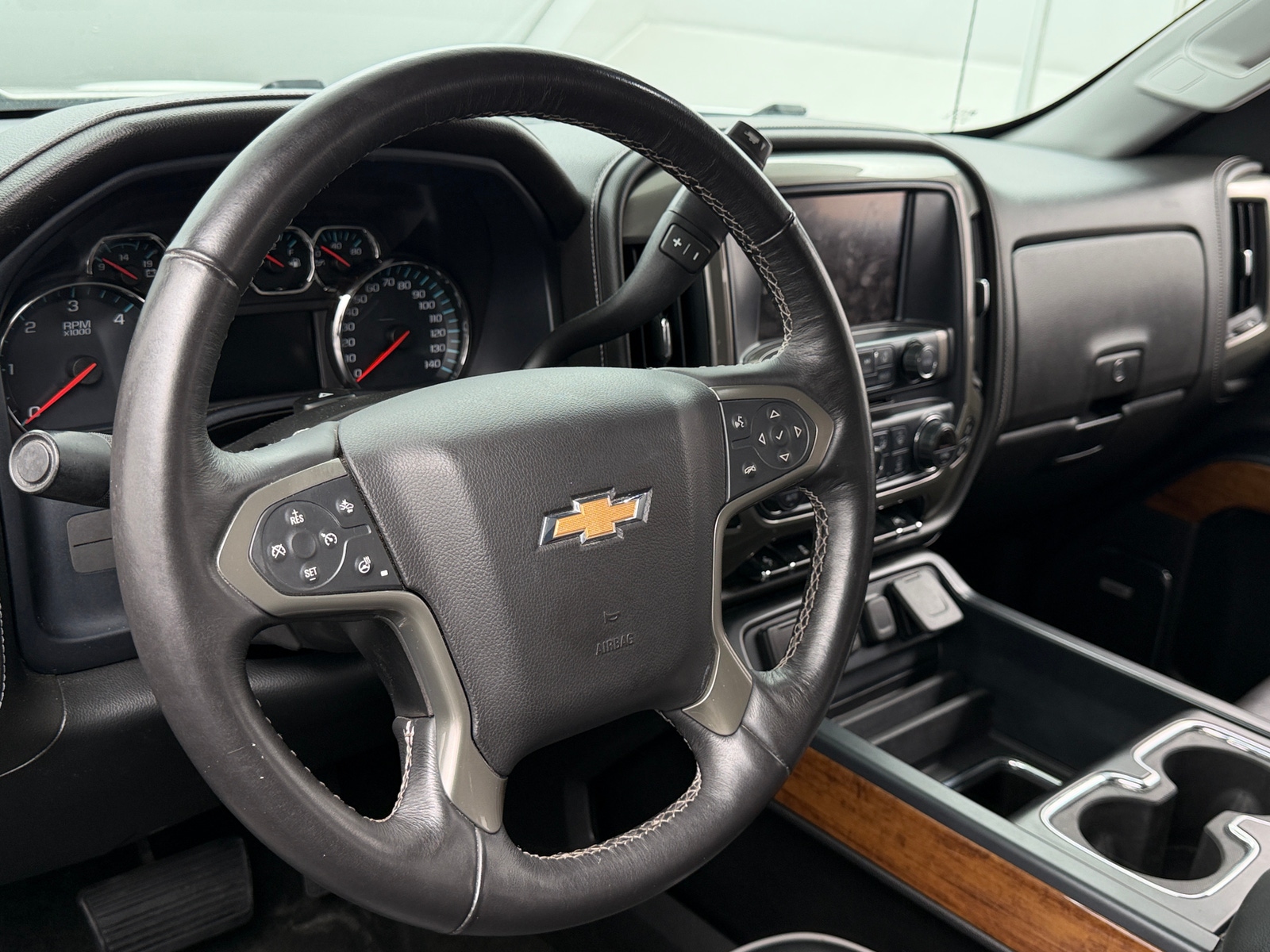 Thumbnail: 2017 Chevrolet Silverado 1500 - 4