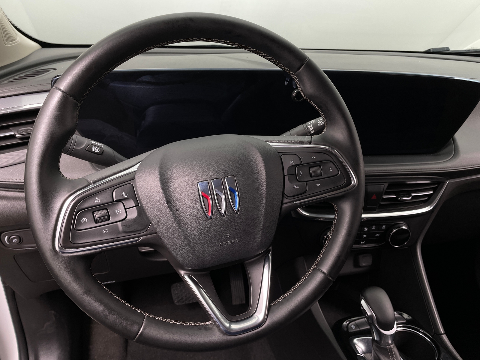 Thumbnail: 2025 Buick Encore GX - 4