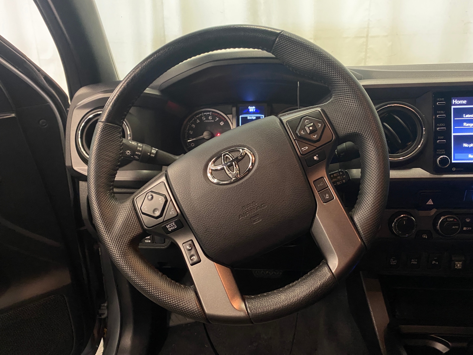 Thumbnail: 2023 Toyota Tacoma - 5