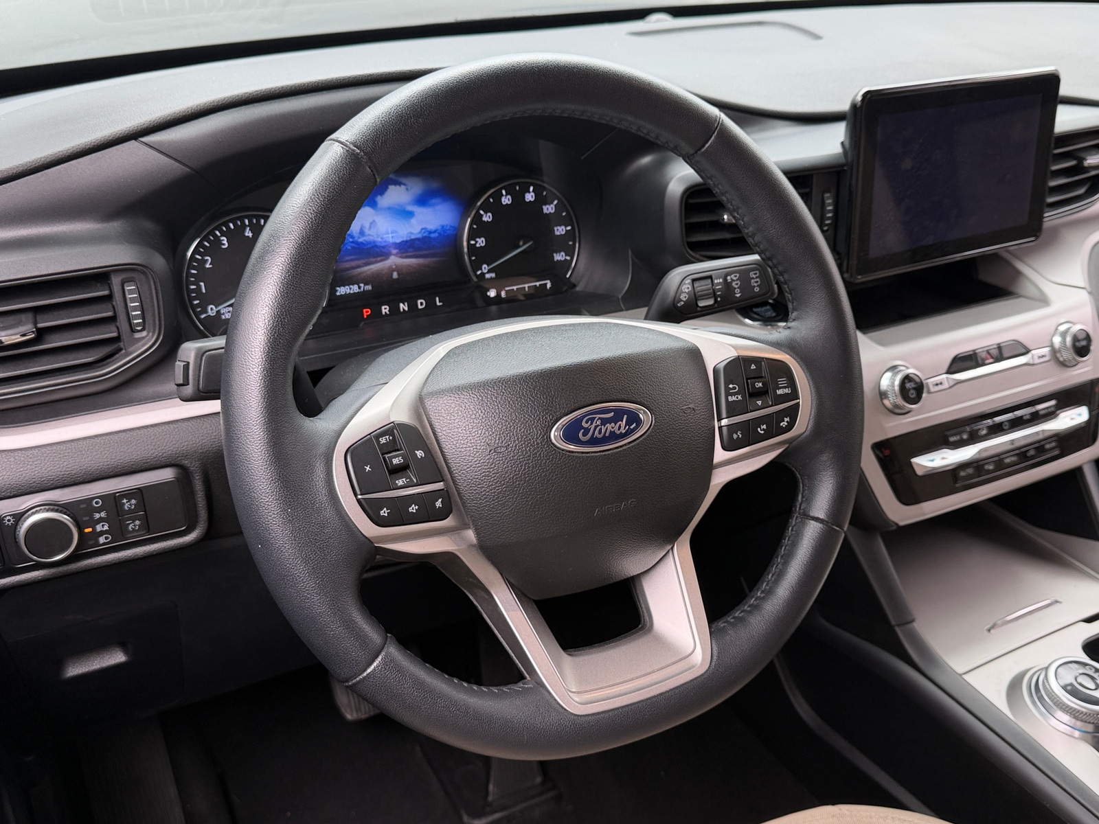 Thumbnail: 2023 Ford Explorer - 5