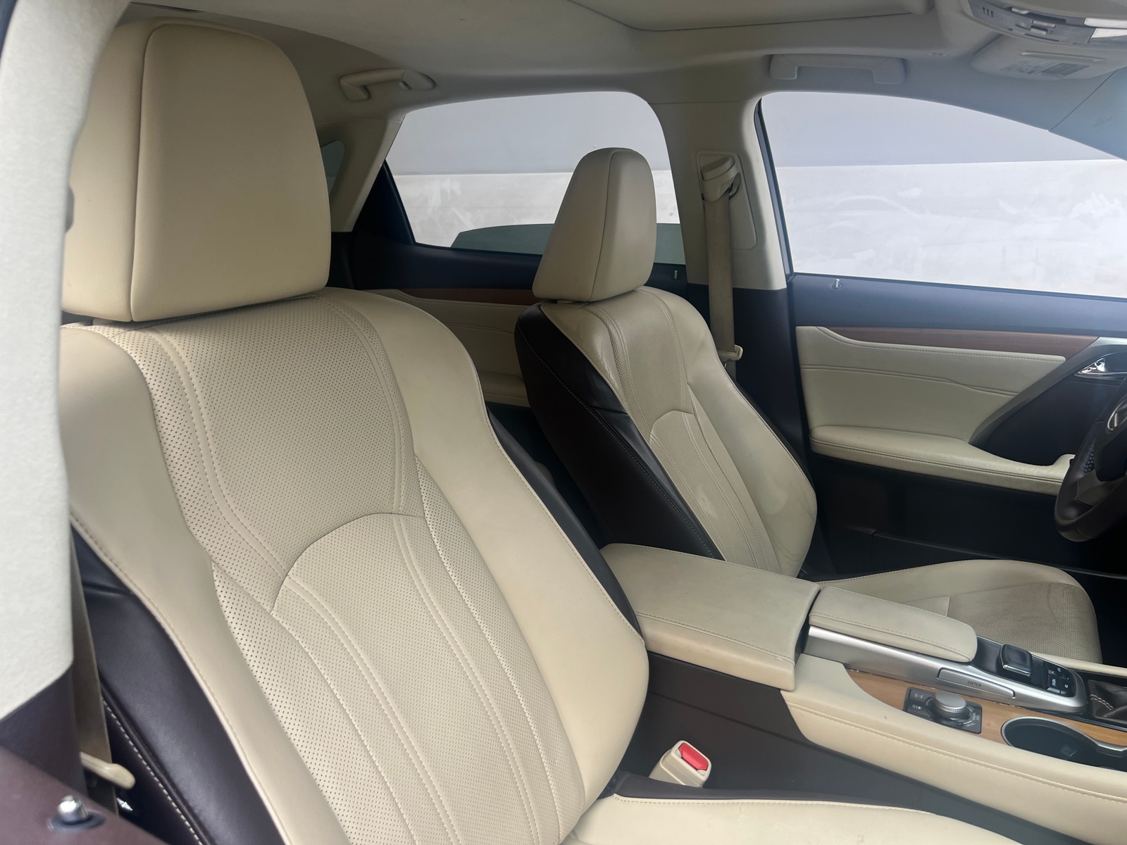 Thumbnail: 2016 Lexus RX - 2