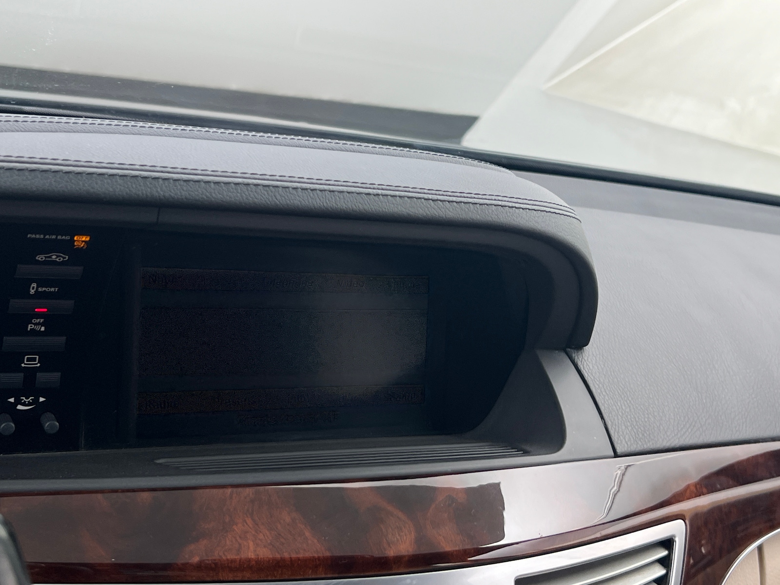 Thumbnail: 2013 Mercedes-Benz S-Class - 3