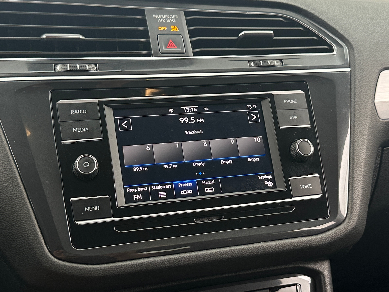 Thumbnail: 2020 Volkswagen Tiguan - 4
