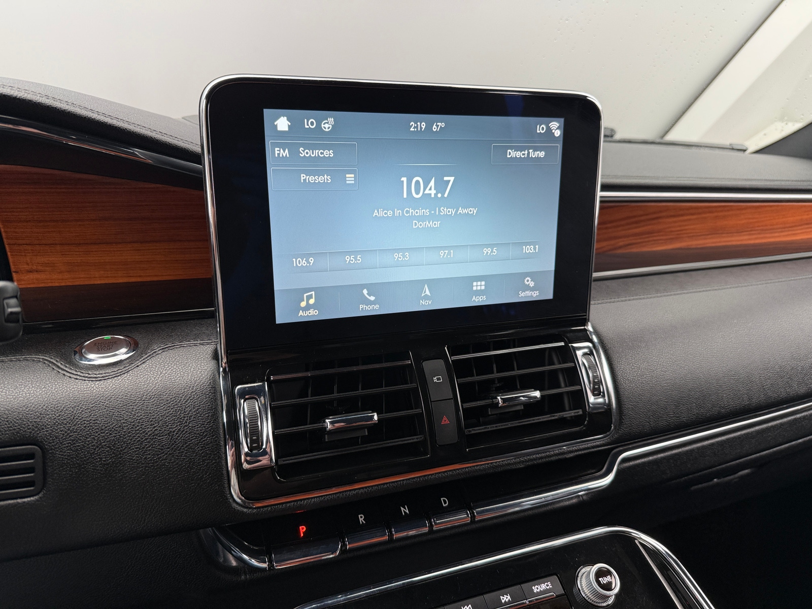 Thumbnail: 2018 Lincoln Navigator - 3