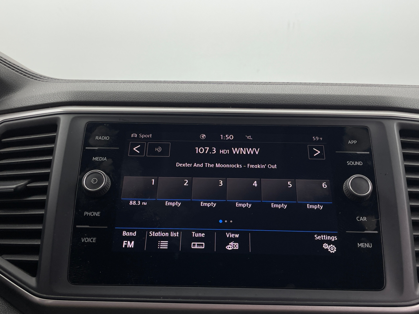 Thumbnail: 2021 Volkswagen Atlas - 3