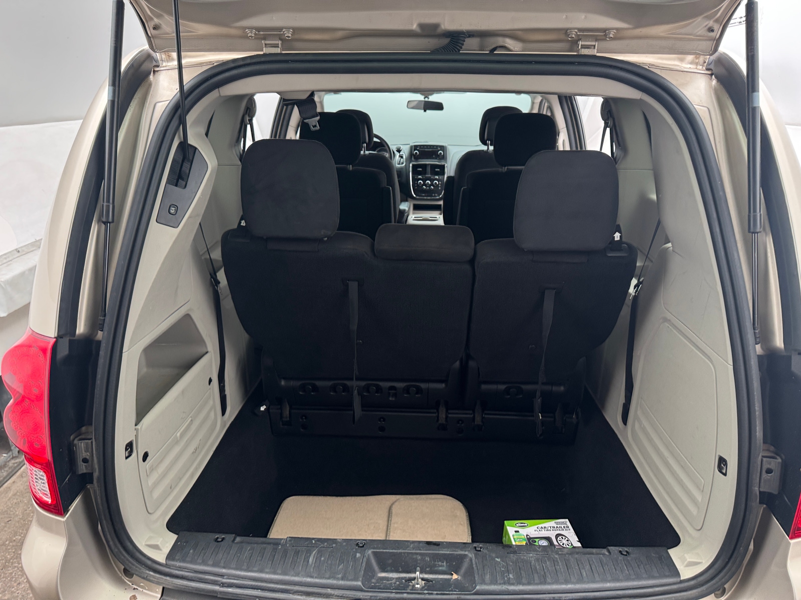 Thumbnail: 2014 Dodge Grand Caravan - 7