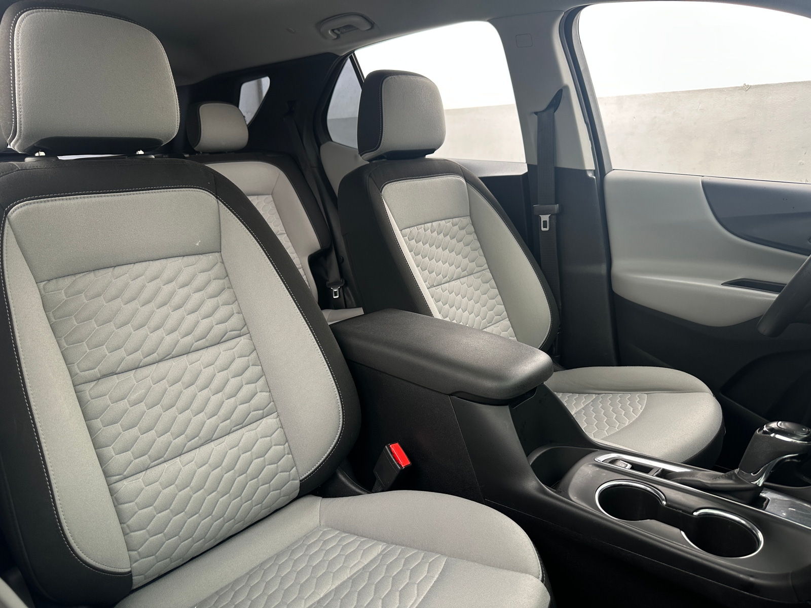 Thumbnail: 2018 Chevrolet Equinox - 2