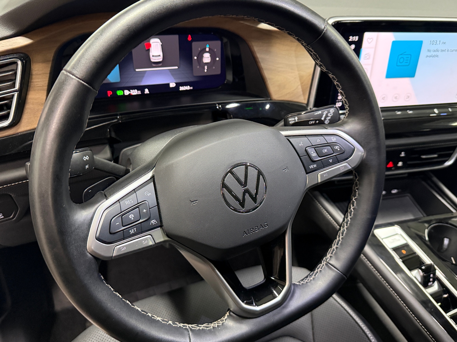 Thumbnail: 2025 Volkswagen Atlas - 4
