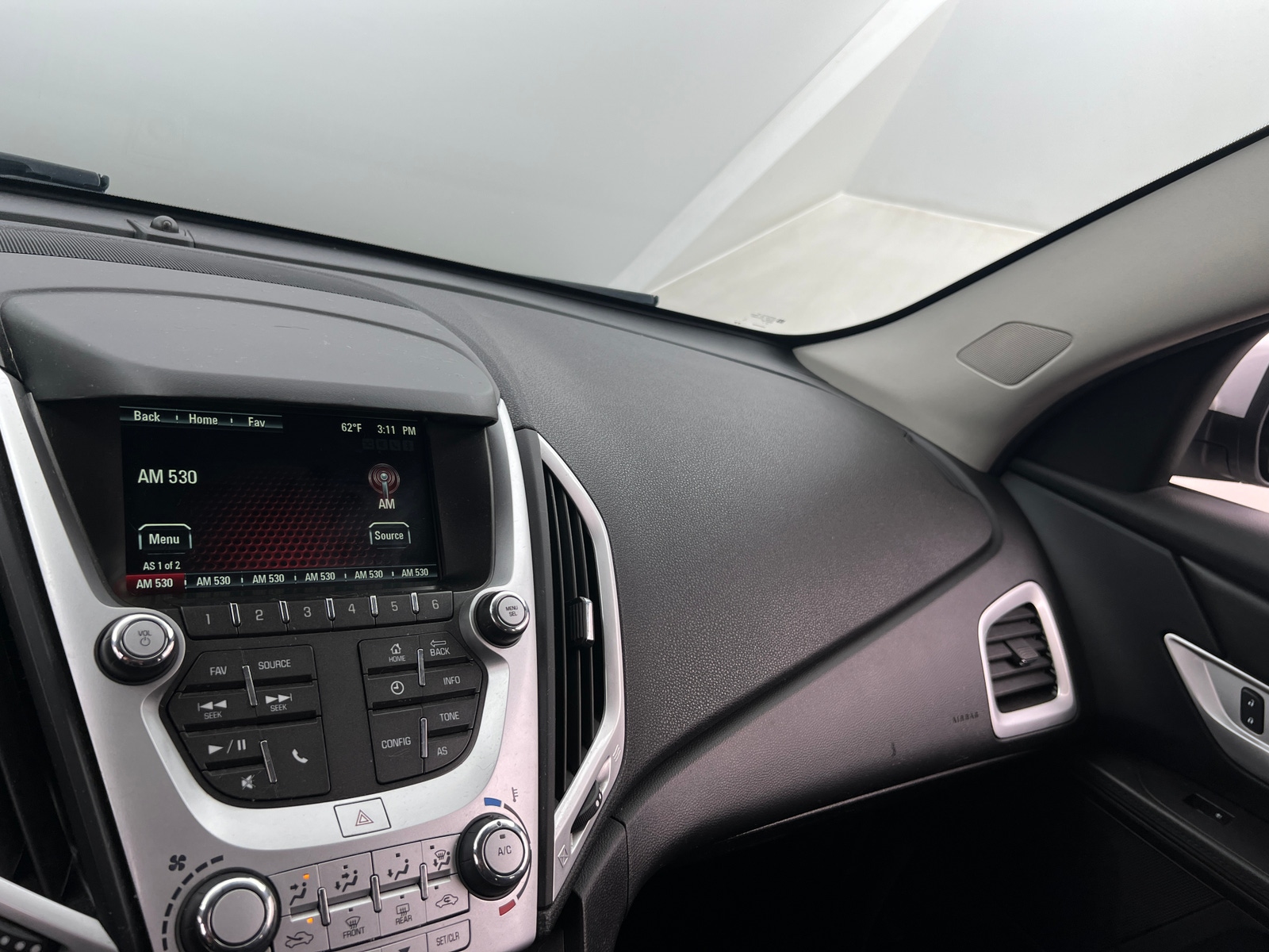 Thumbnail: 2017 GMC Terrain - 4