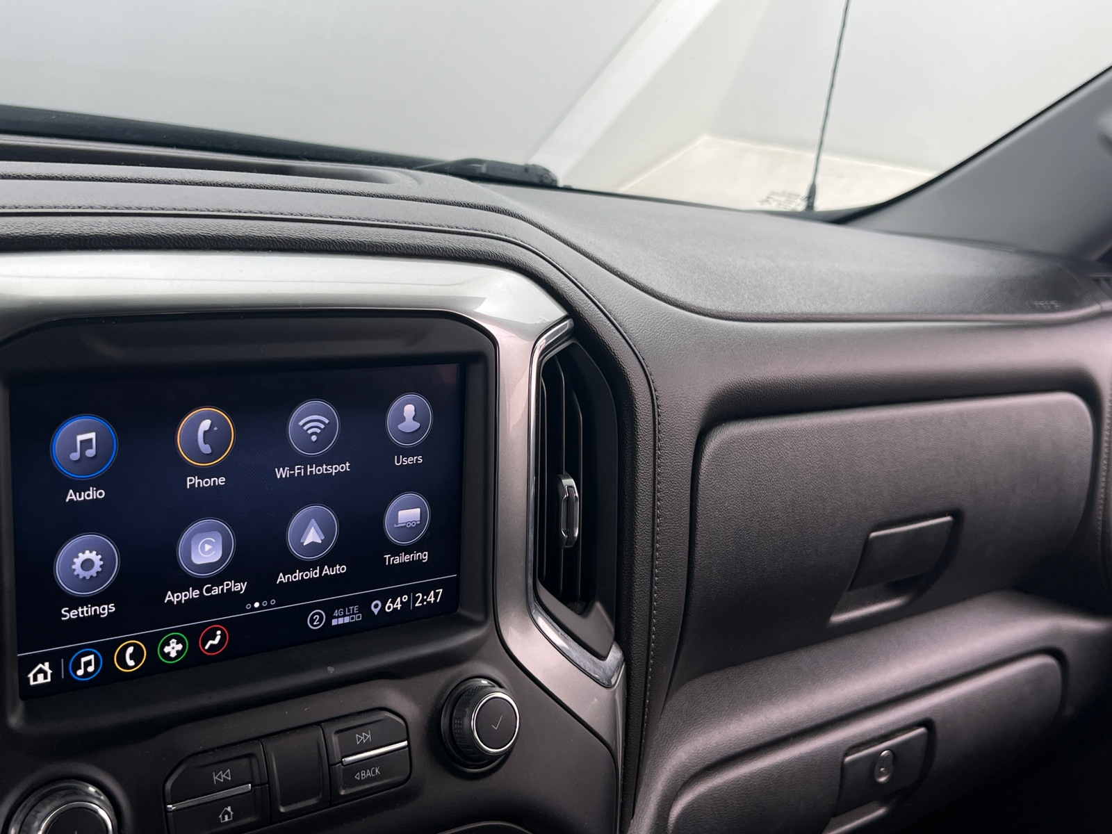Thumbnail: 2020 Chevrolet Silverado 1500 - 4