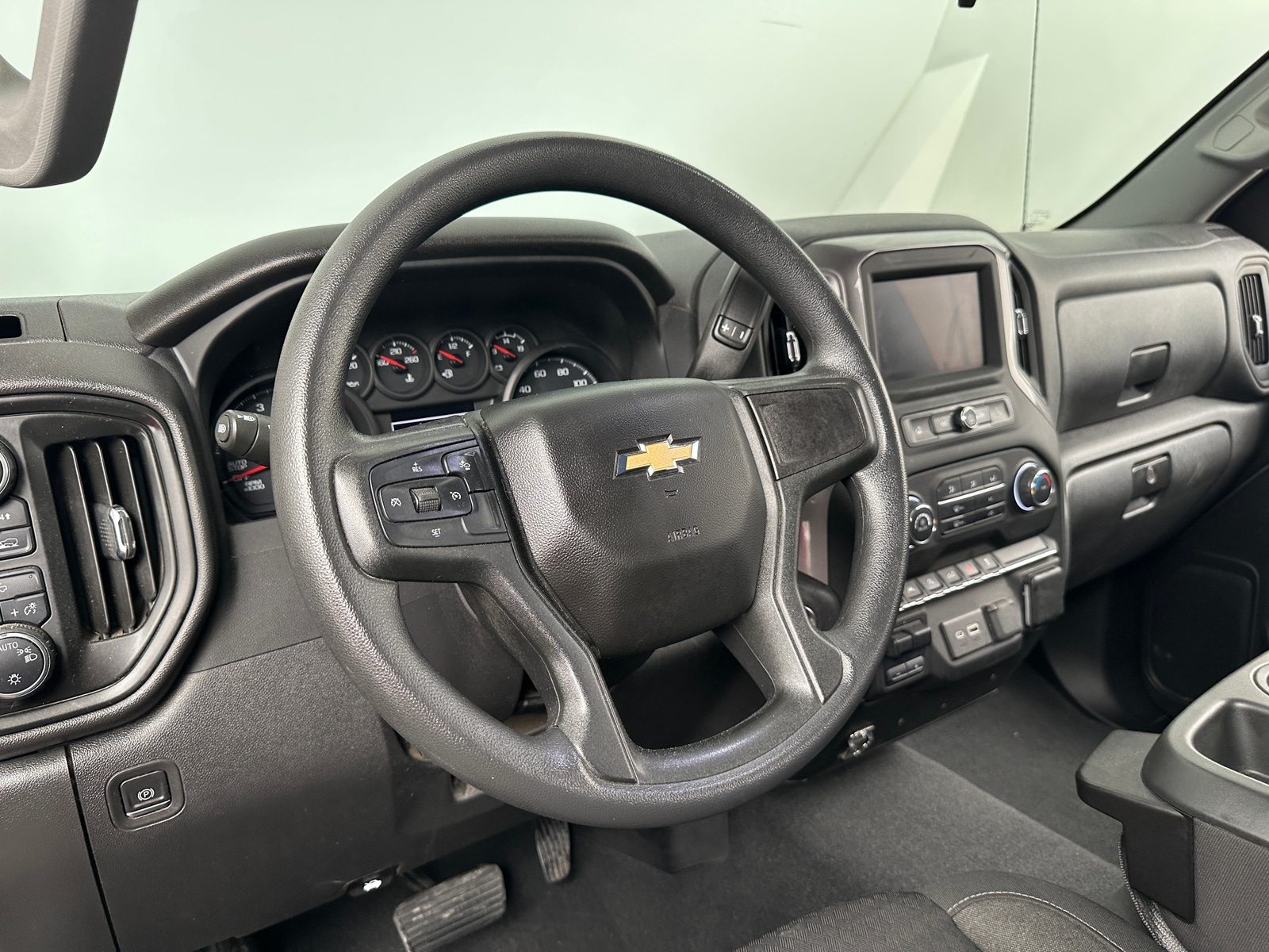 Thumbnail: 2023 Chevrolet Silverado 1500 - 5