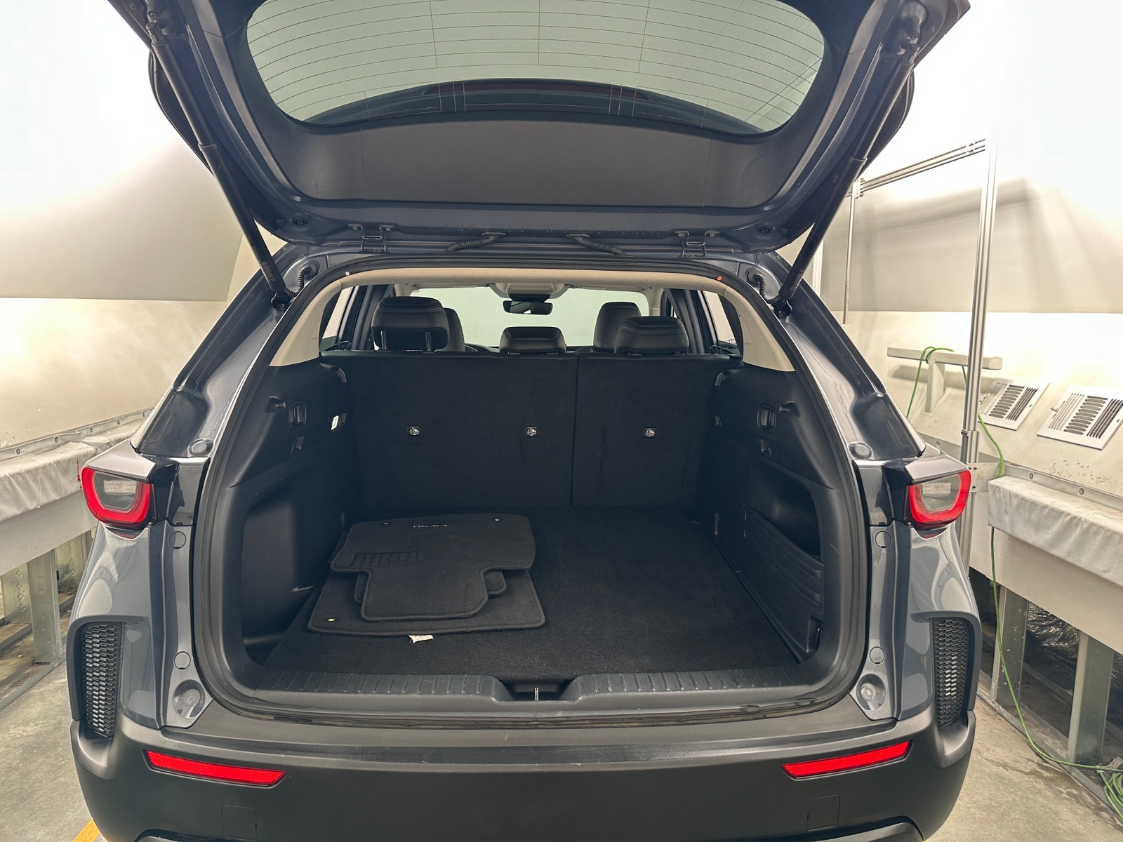 Thumbnail: 2025 Mazda CX-50 - 6