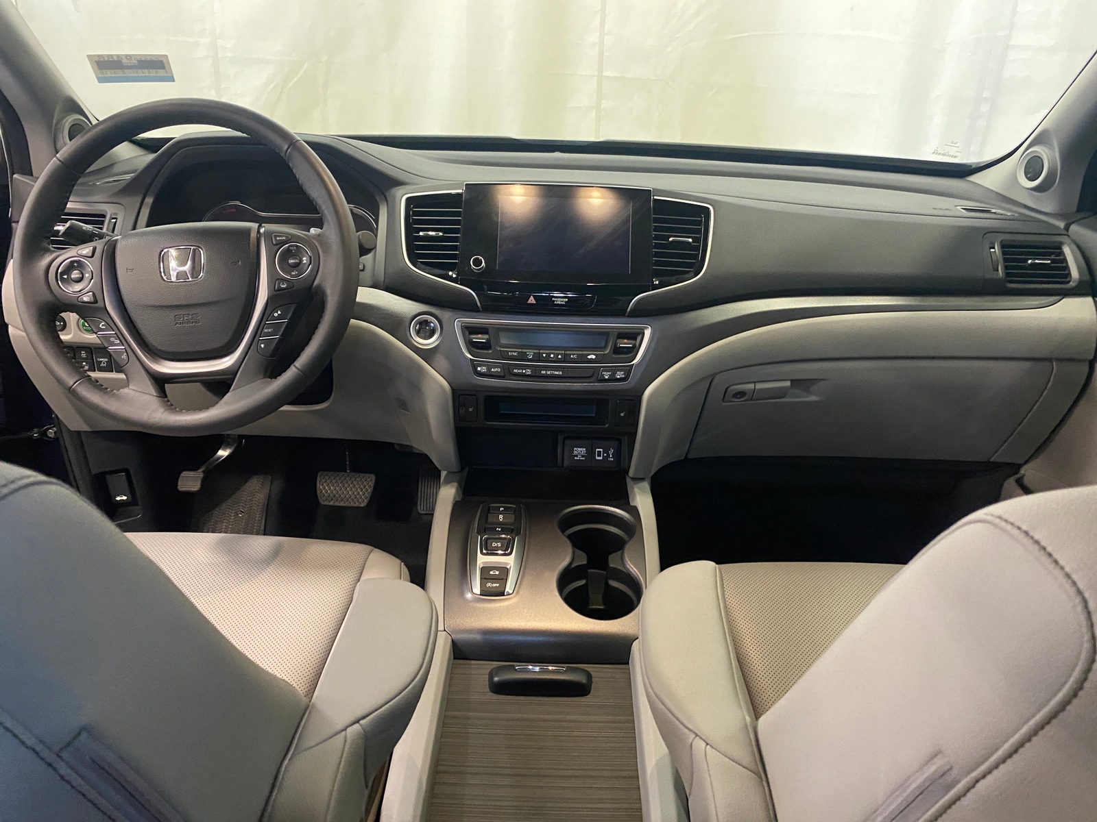 Thumbnail: 2023 Honda Ridgeline - 2