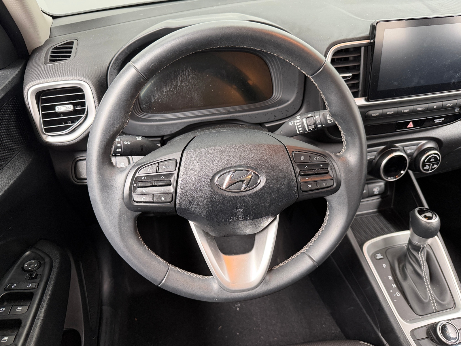 Thumbnail: 2024 Hyundai Venue - 5