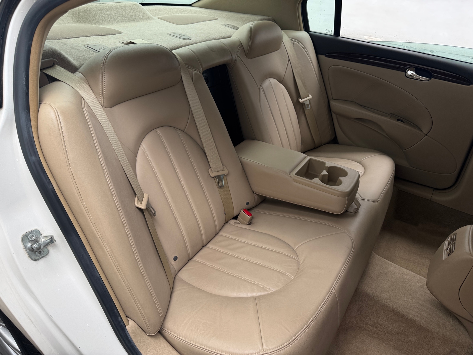 Thumbnail: 2011 Buick Lucerne - 5