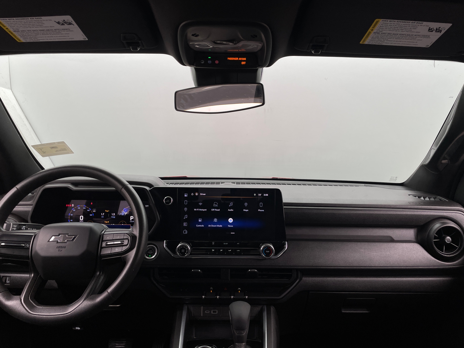 Thumbnail: 2024 Chevrolet Colorado - 3