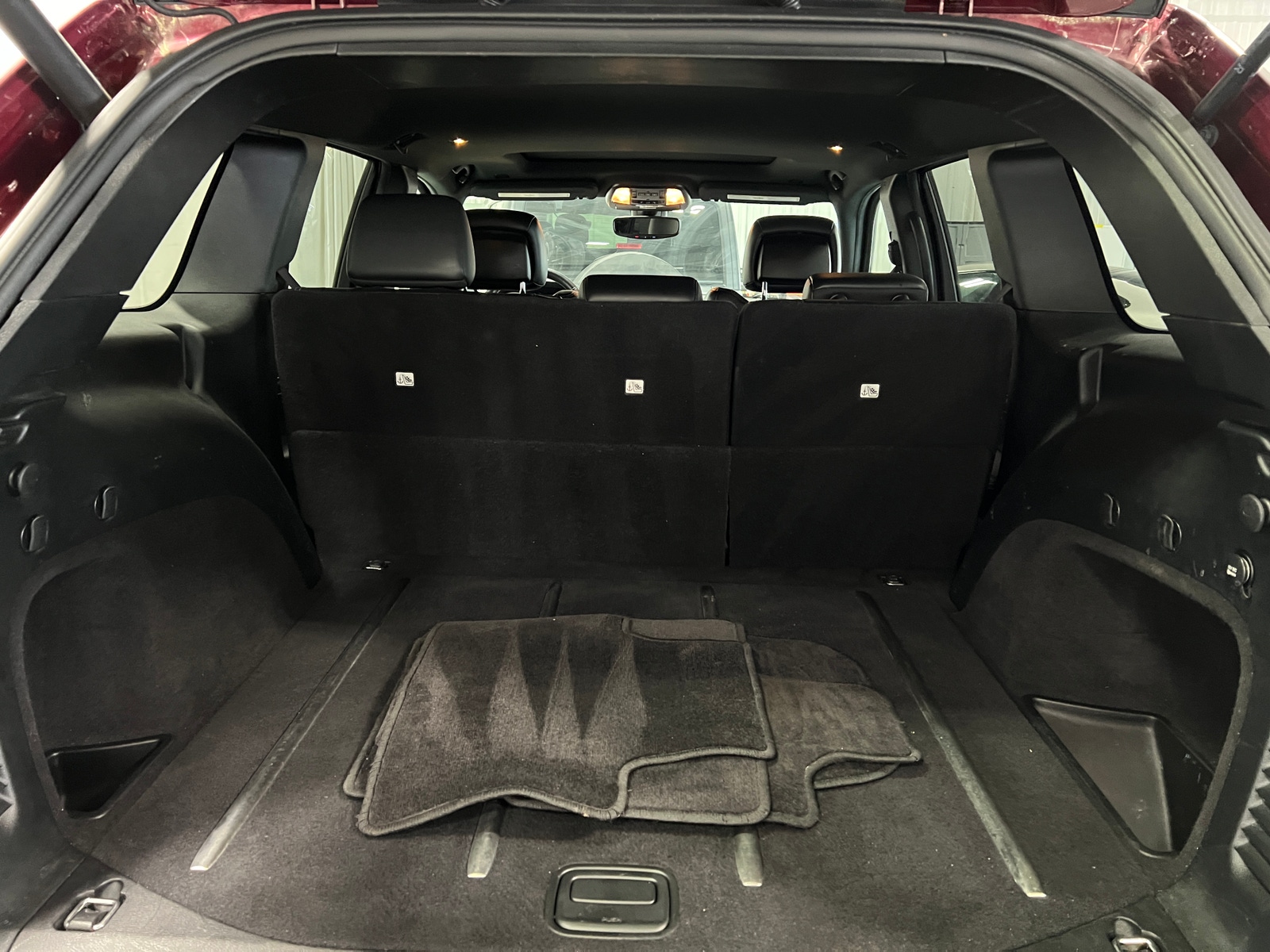 Thumbnail: 2017 Jeep Grand Cherokee - 6