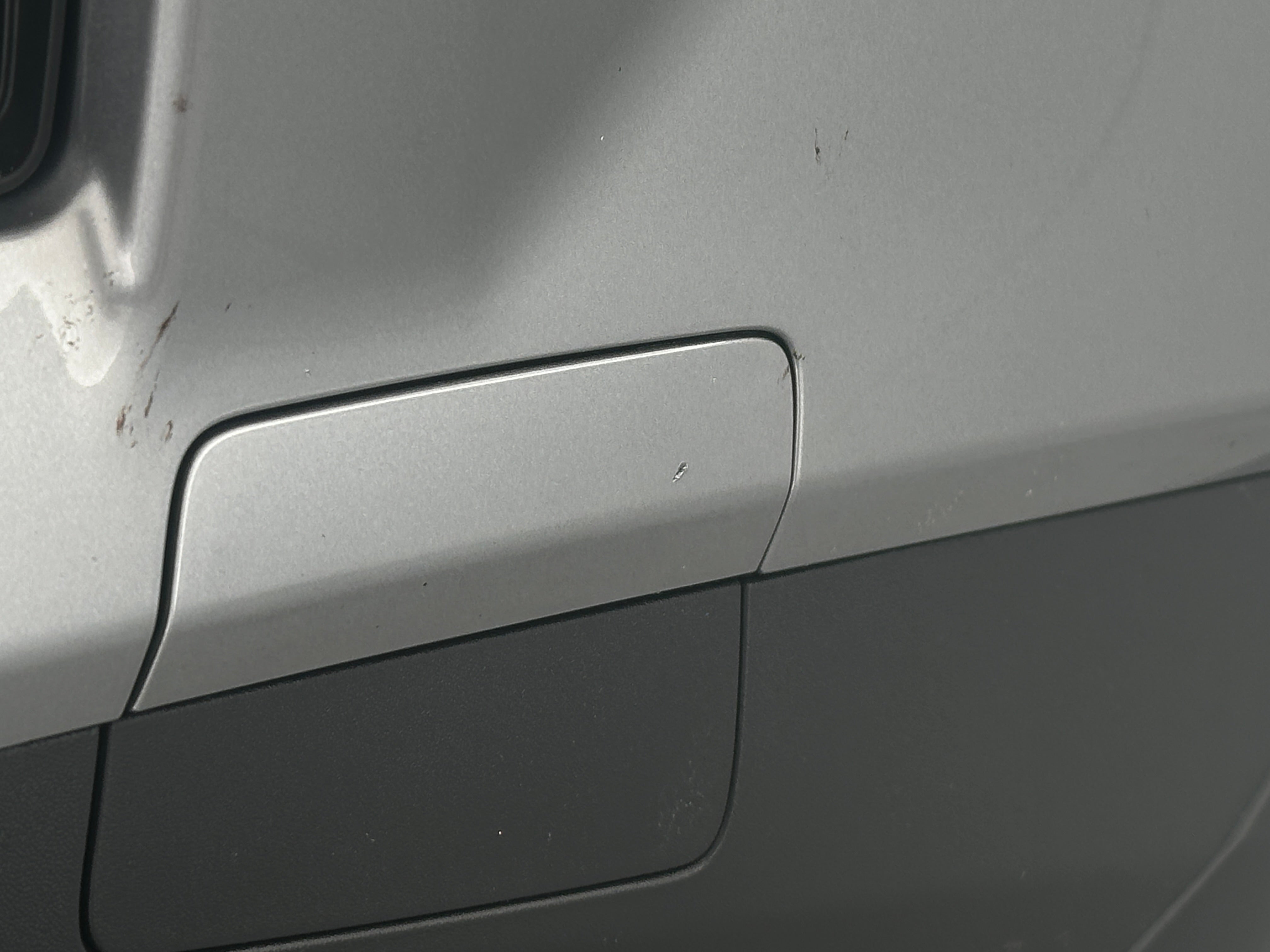 2025 Toyota RAV4 XLE - Photo 20