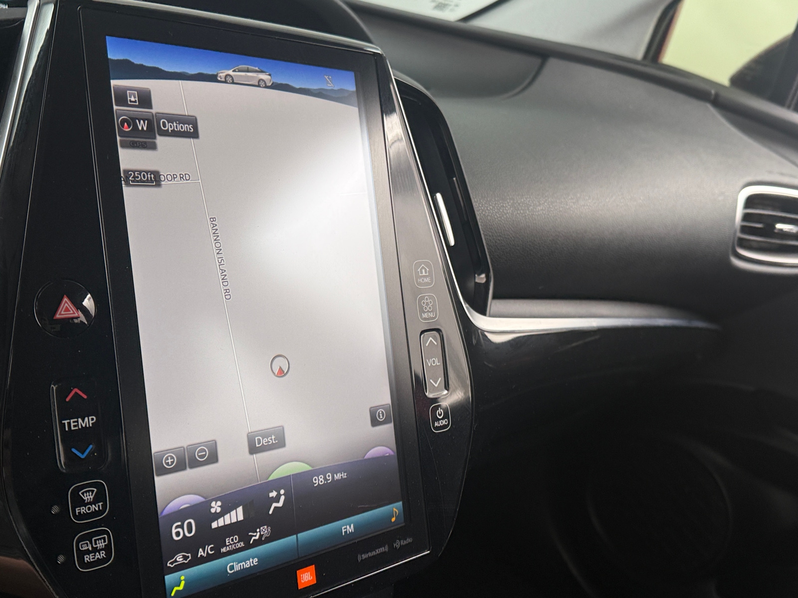 Thumbnail: 2020 Toyota Prius Prime - 4