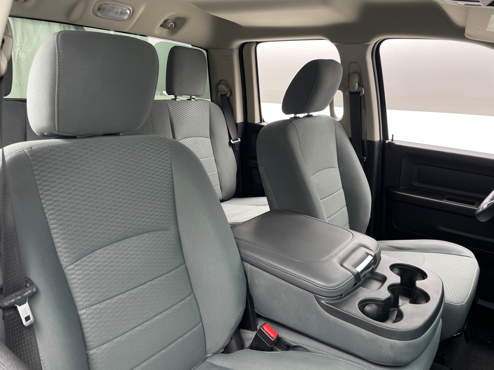 Thumbnail: 2019 RAM 1500 Classic - 2
