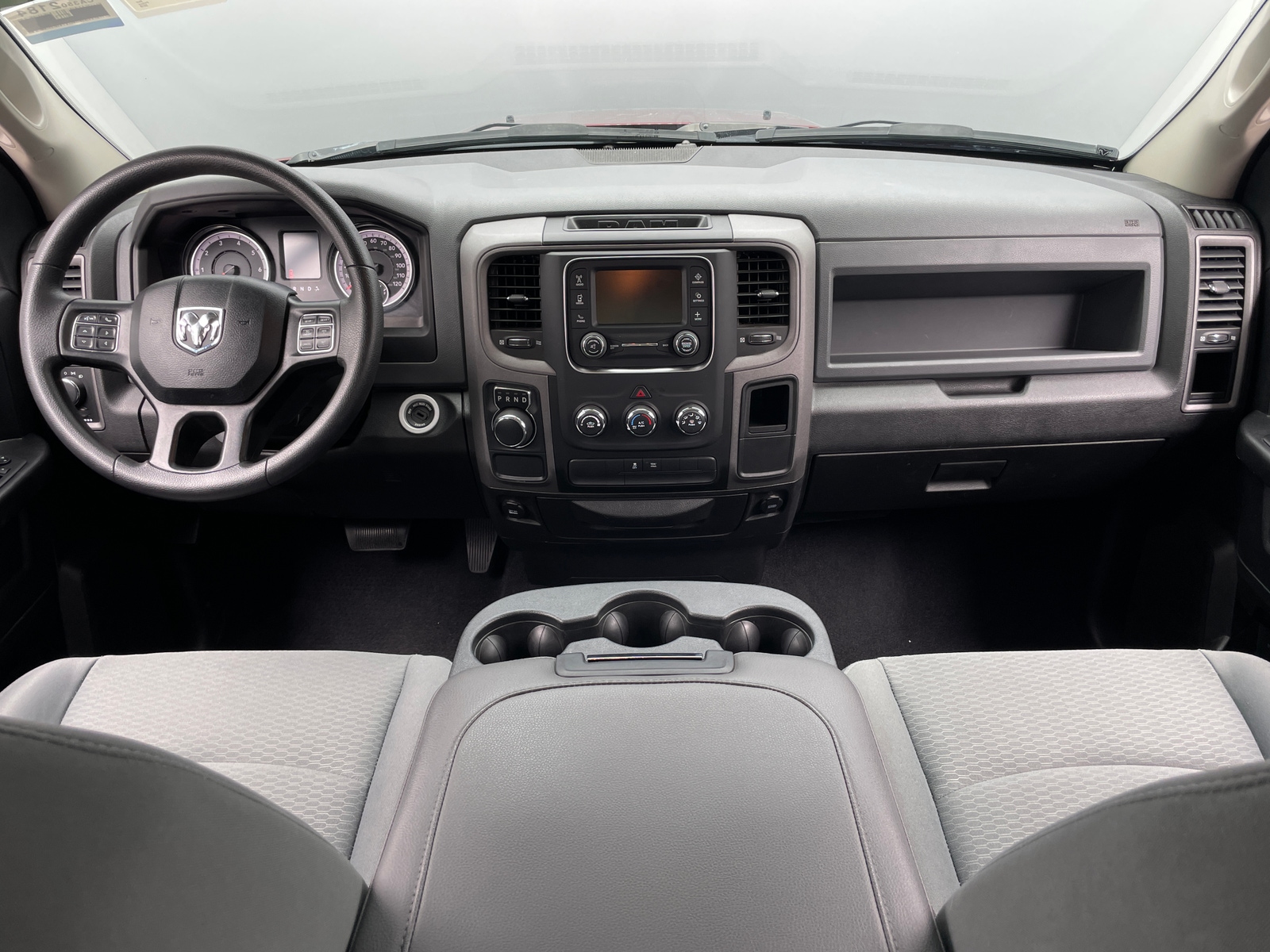Thumbnail: 2019 RAM 1500 Classic - 3