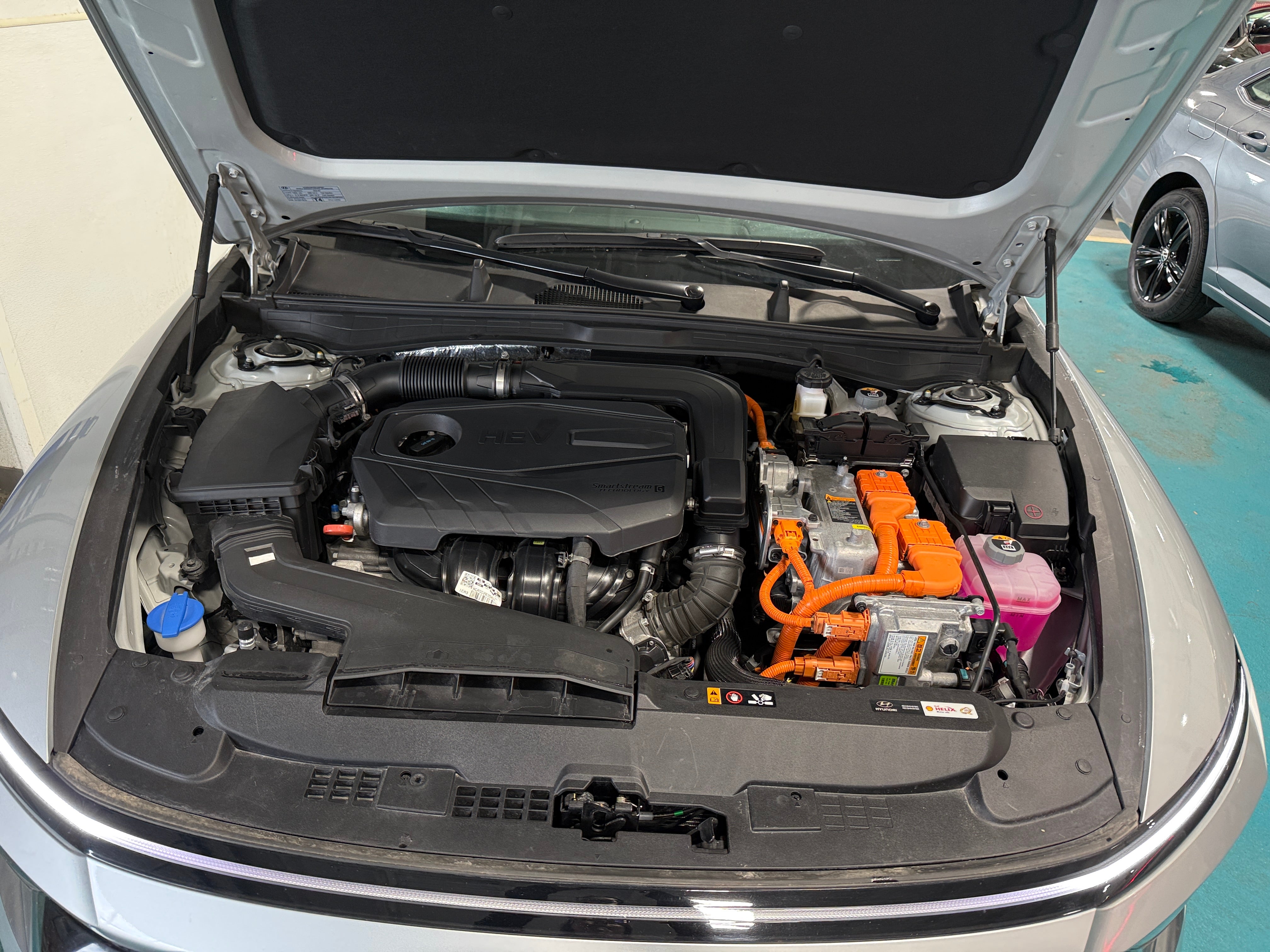 2025 Hyundai Sonata Hybrid