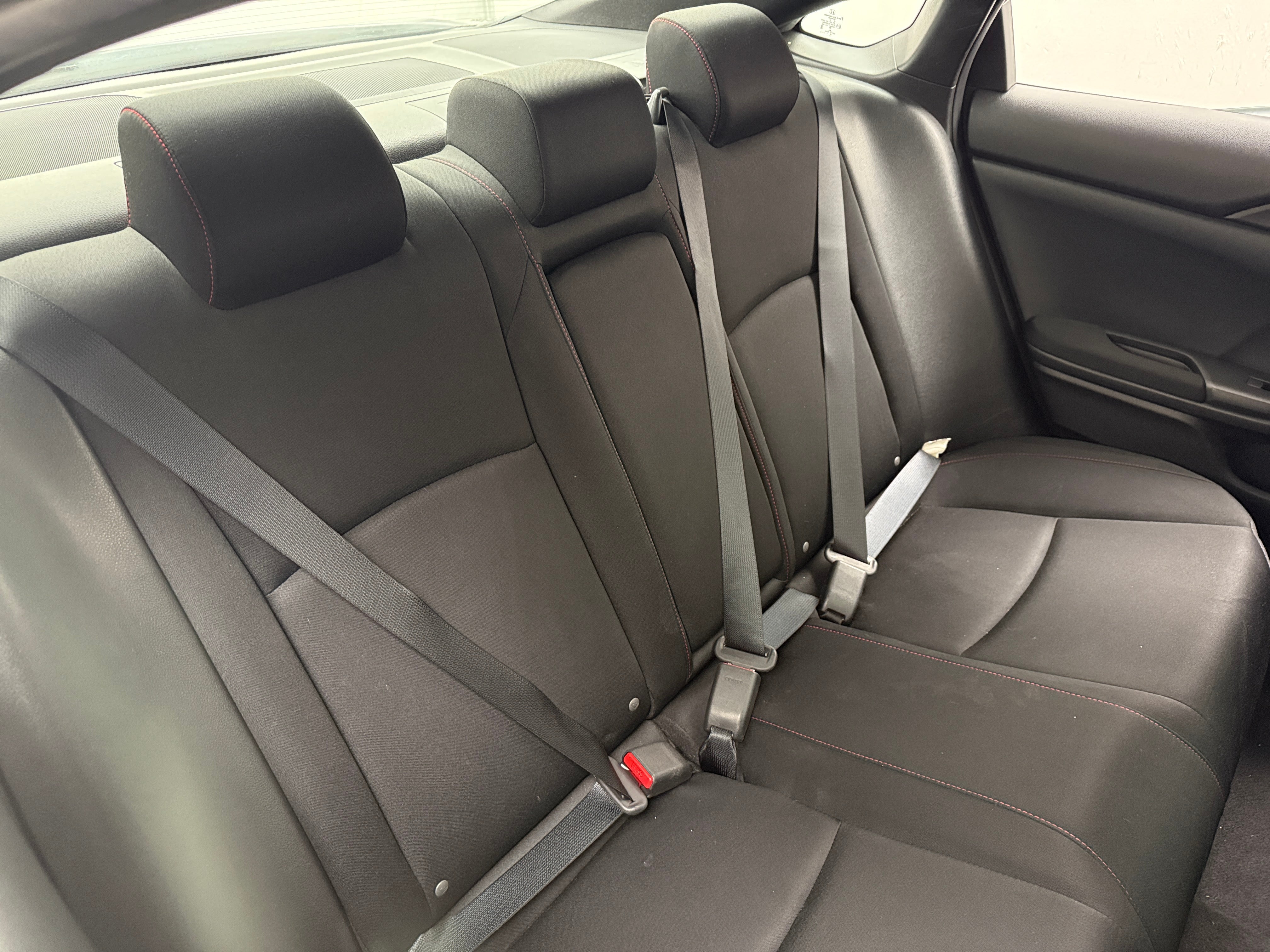 Used 2019 Honda Civic Si with VIN 2HGFC1E5XKH708185 for sale in Eagan, Minnesota