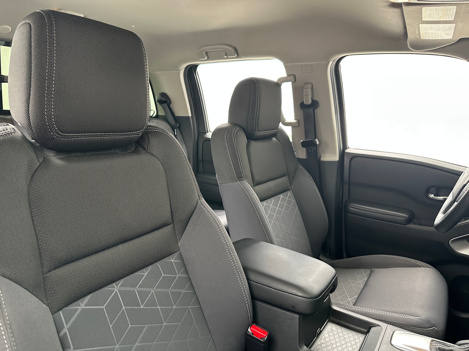 Thumbnail: 2025 Nissan Frontier - 2