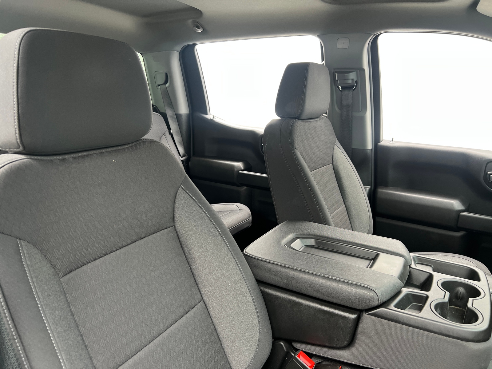 Thumbnail: 2025 Chevrolet Silverado 1500 - 2