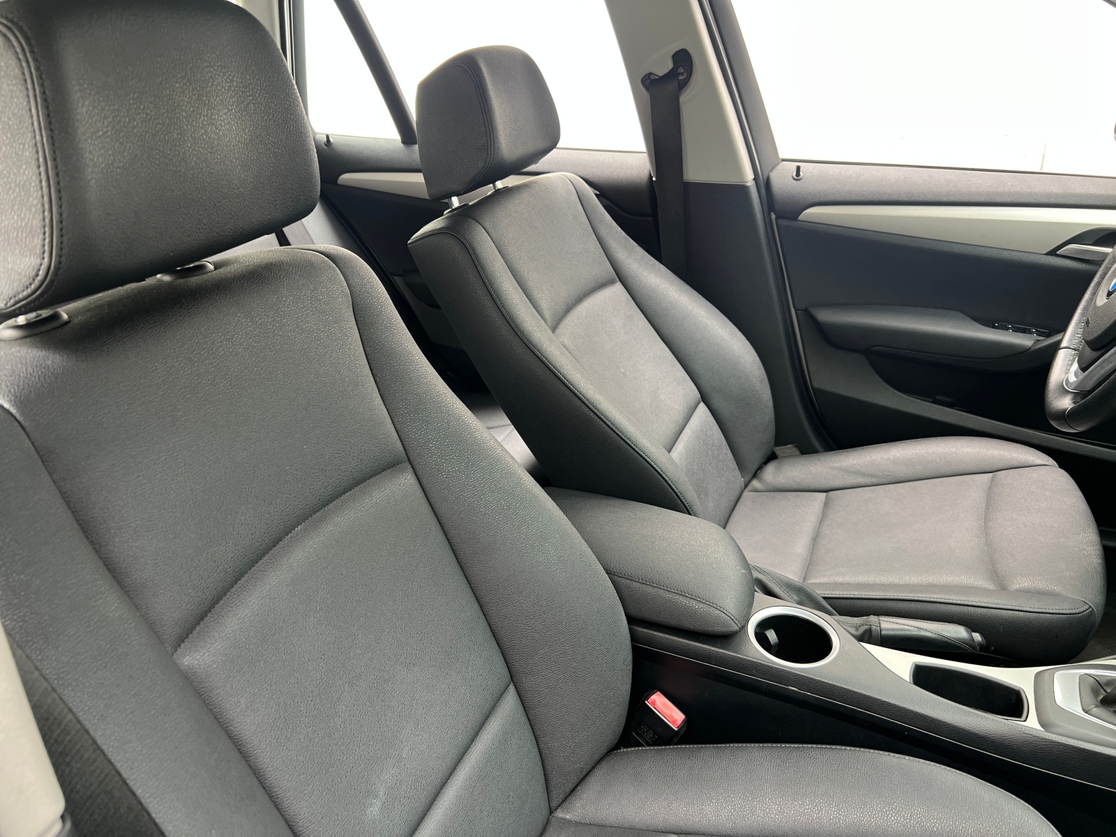 Thumbnail: 2015 BMW X1 - 2