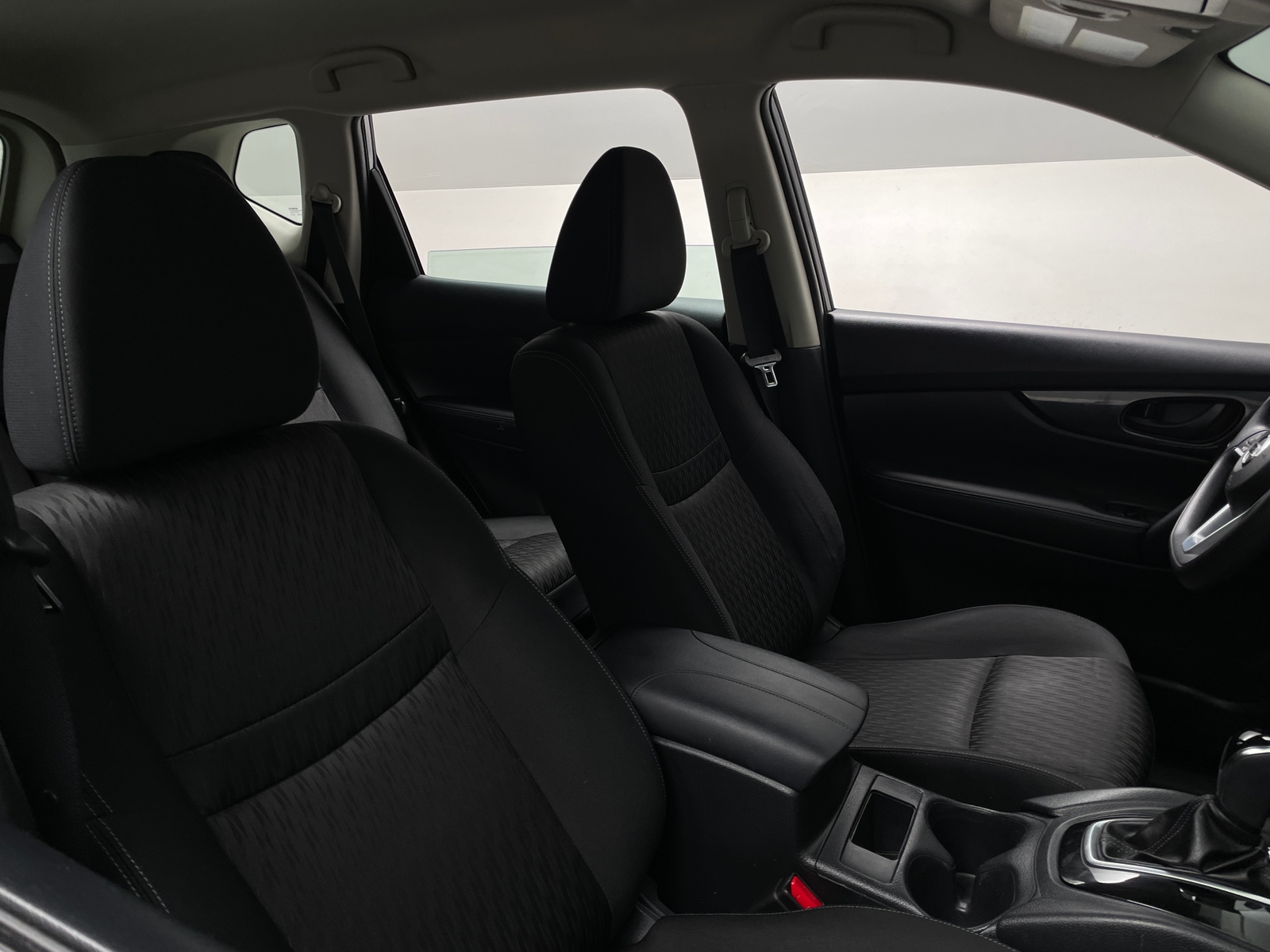 Thumbnail: 2020 Nissan Rogue - 2