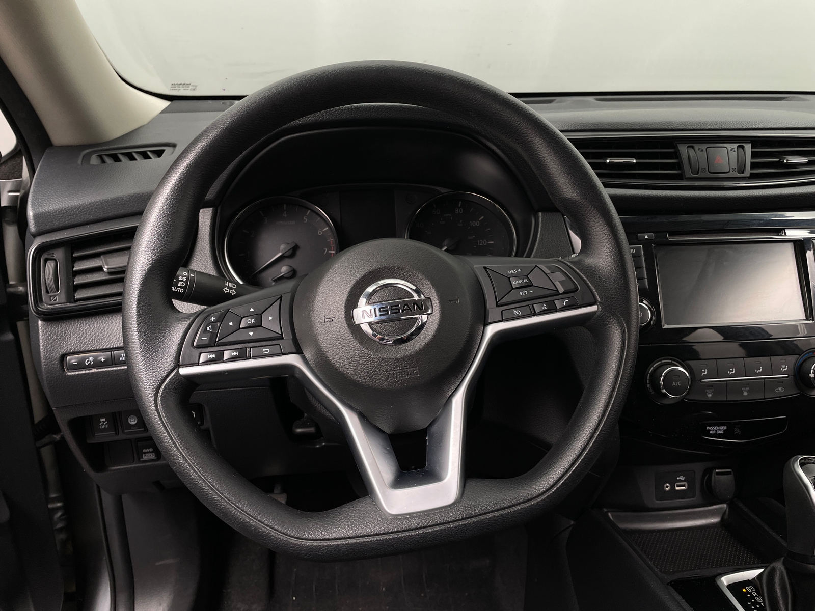 Thumbnail: 2020 Nissan Rogue - 5