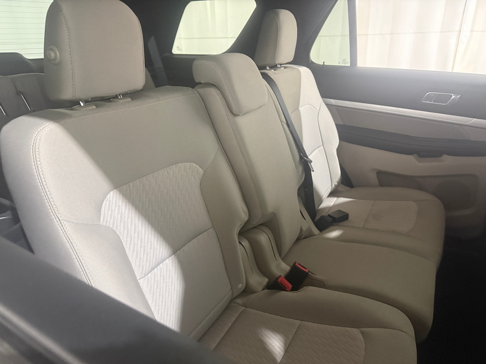 Thumbnail: 2019 Ford Explorer - 6