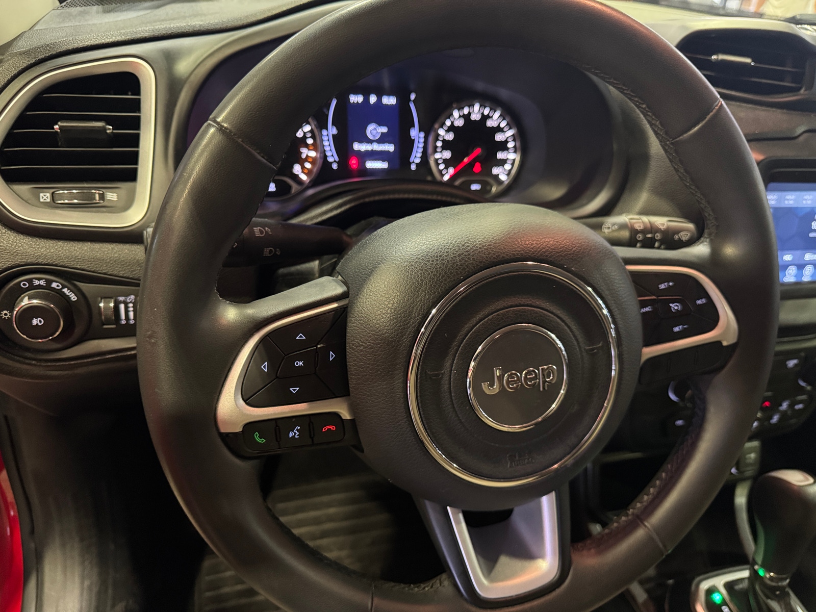 Thumbnail: 2018 Jeep Renegade - 5