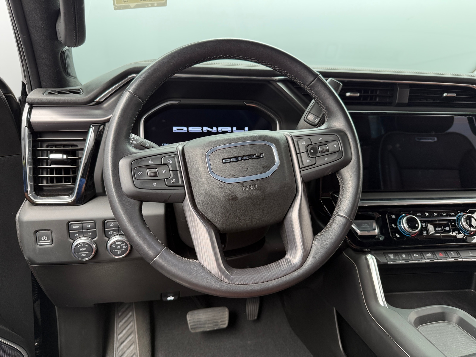 Thumbnail: 2024 GMC Sierra 2500 - 4