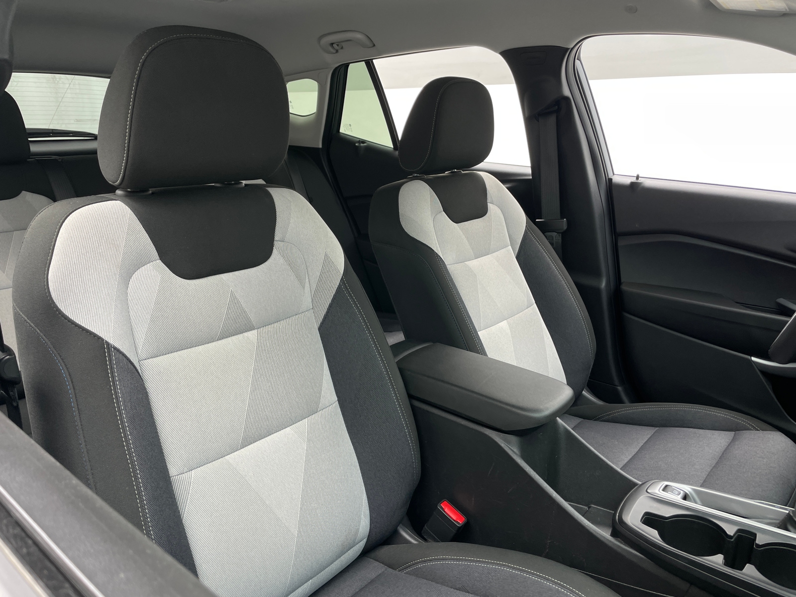 Thumbnail: 2025 Chevrolet Trax - 2