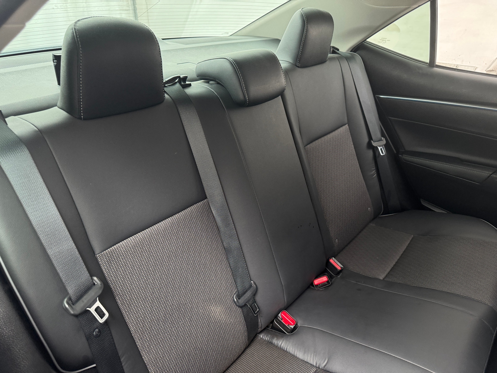 Thumbnail: 2014 Toyota Corolla - 6