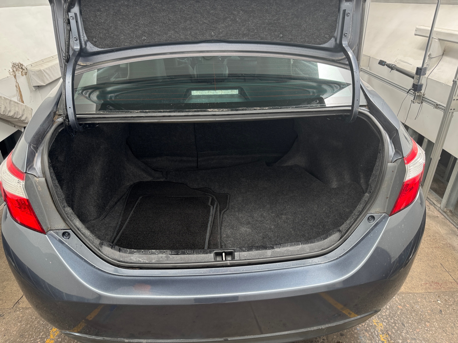Thumbnail: 2014 Toyota Corolla - 7
