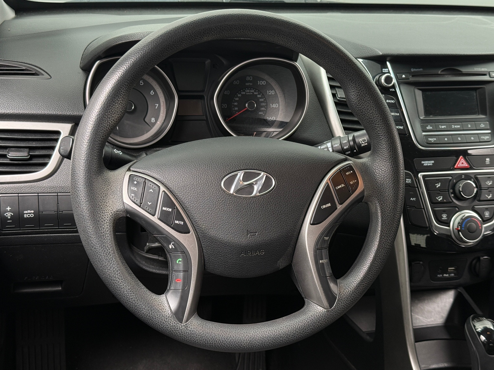 Thumbnail: 2017 Hyundai Elantra - 5
